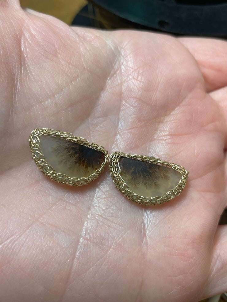 Dendritic Agate Swing Earrings In Gold