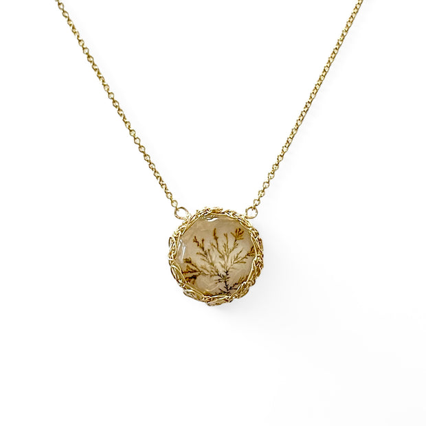 Small Round Dendritic Agate Tree Necklace In Gold
