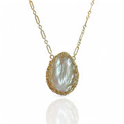 Grand Kalani Pearl Necklace In Gold