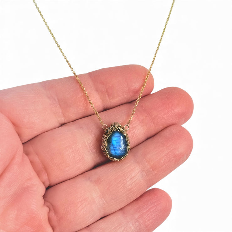 Sierra Small Labradorite Necklace in Silver