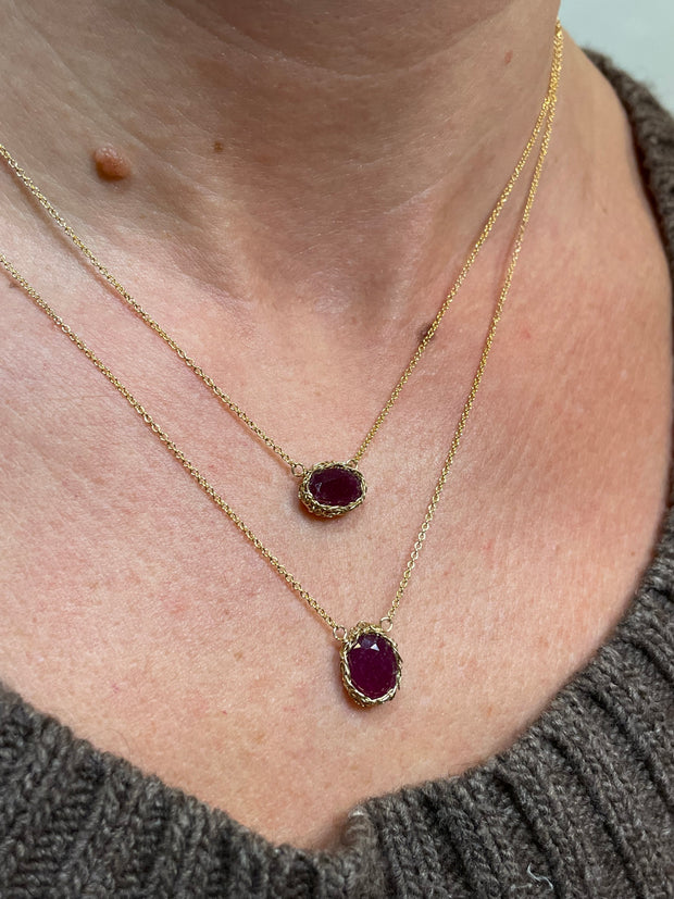 Marilyn Ruby Necklace In Gold