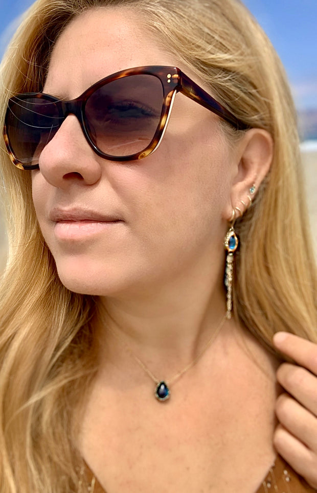 Small Labradorite Teardrop Necklace In Gold