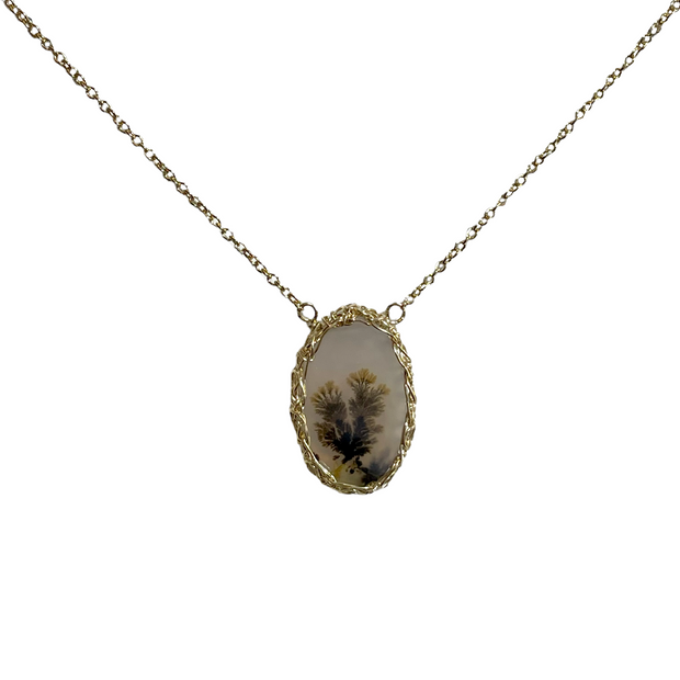 Small Oval Dendritic Agate Tree Necklace In Gold