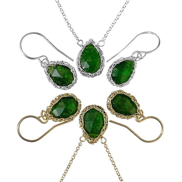 Chrome Diopside Necklace In Silver