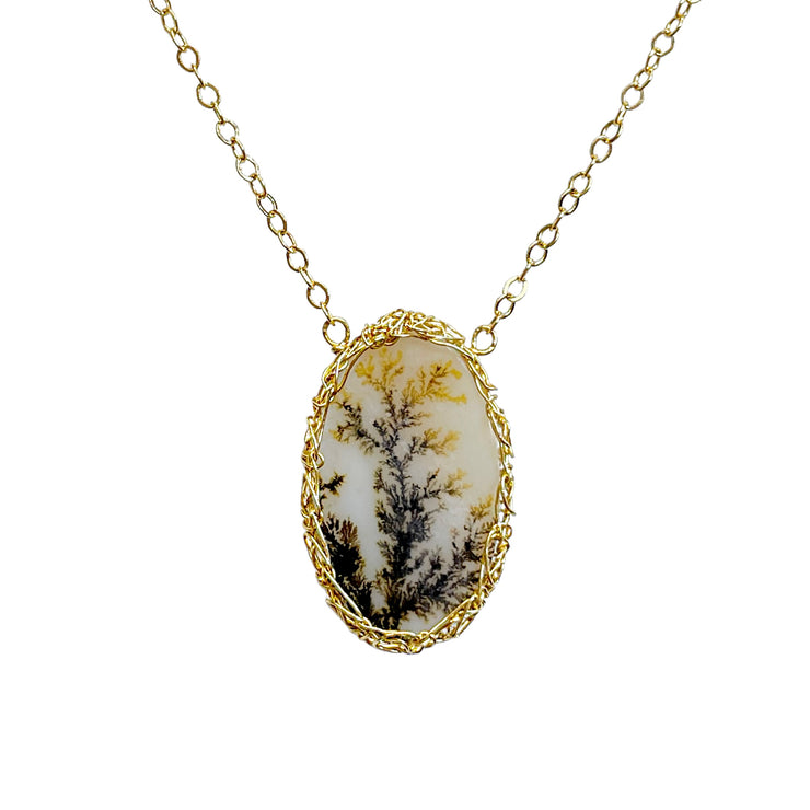 Medium Oval Dendritic Agate Tree Necklace In Gold